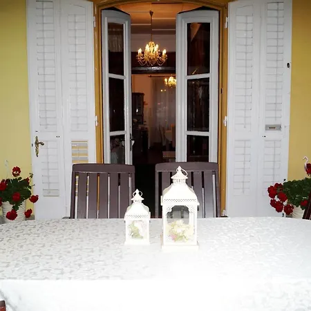 Bor-furdo Apartmanhaz Villa *