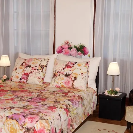 Villa Bor-furdo Apartmanhaz Eger