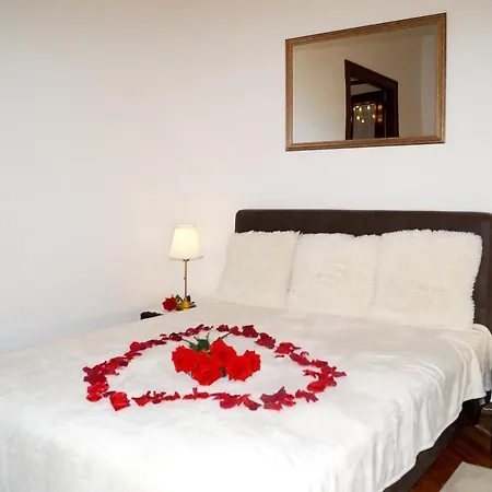 Villa Bor-furdo Apartmanhaz